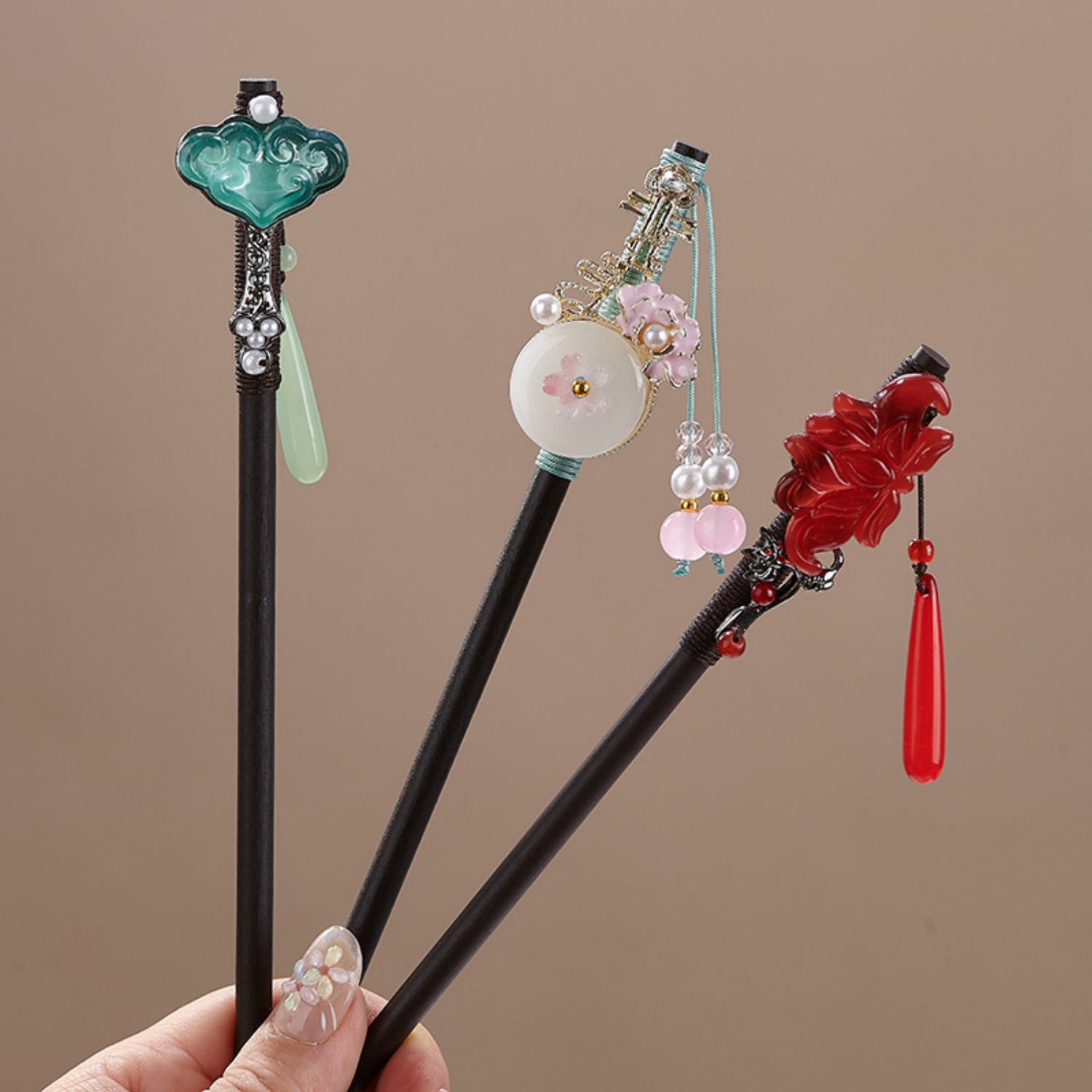Vintage Flower Hairpin For Wom - Supply Florist 评论和价格