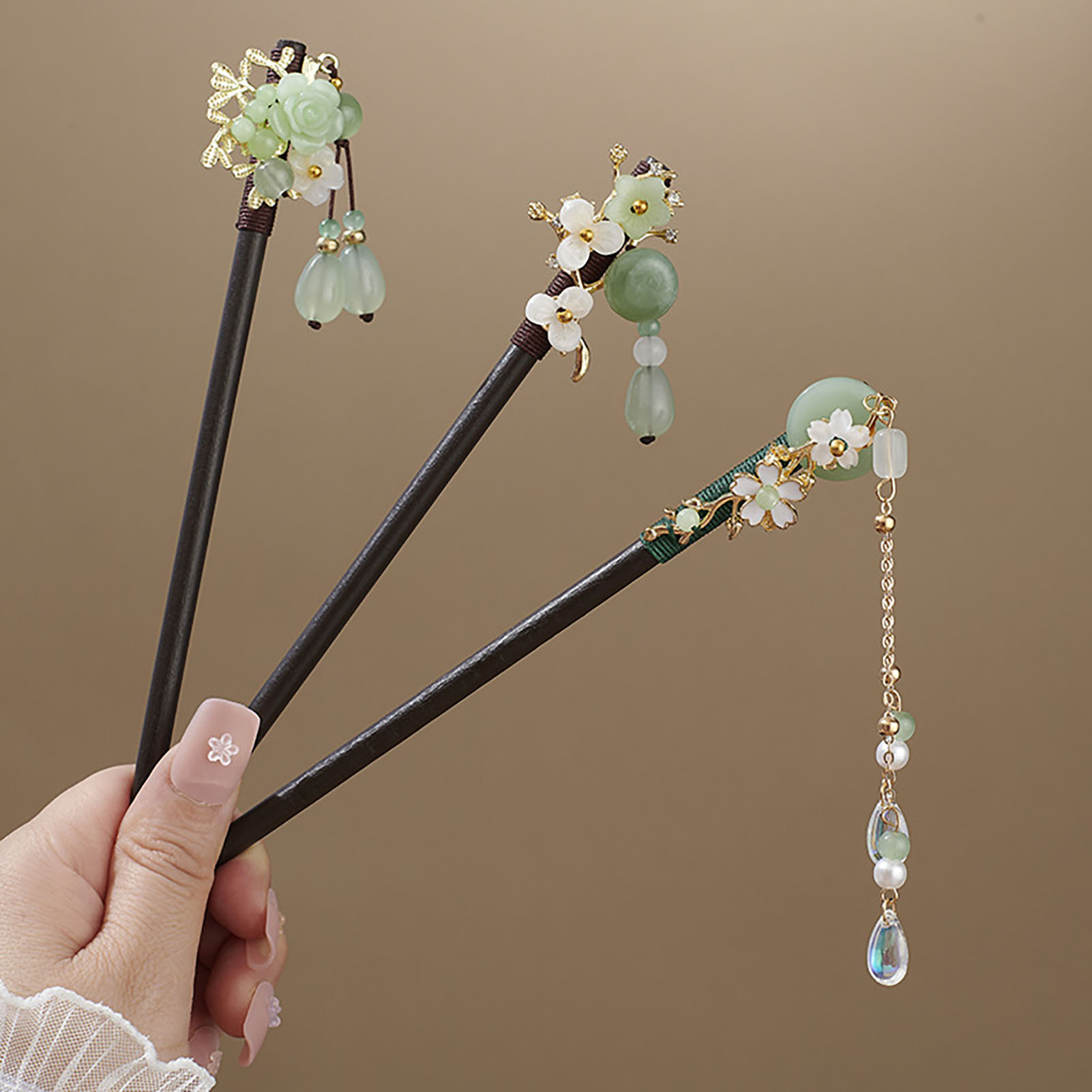 Chinese Style Flower Tassel Ha - Supply Florist 评论和价格
